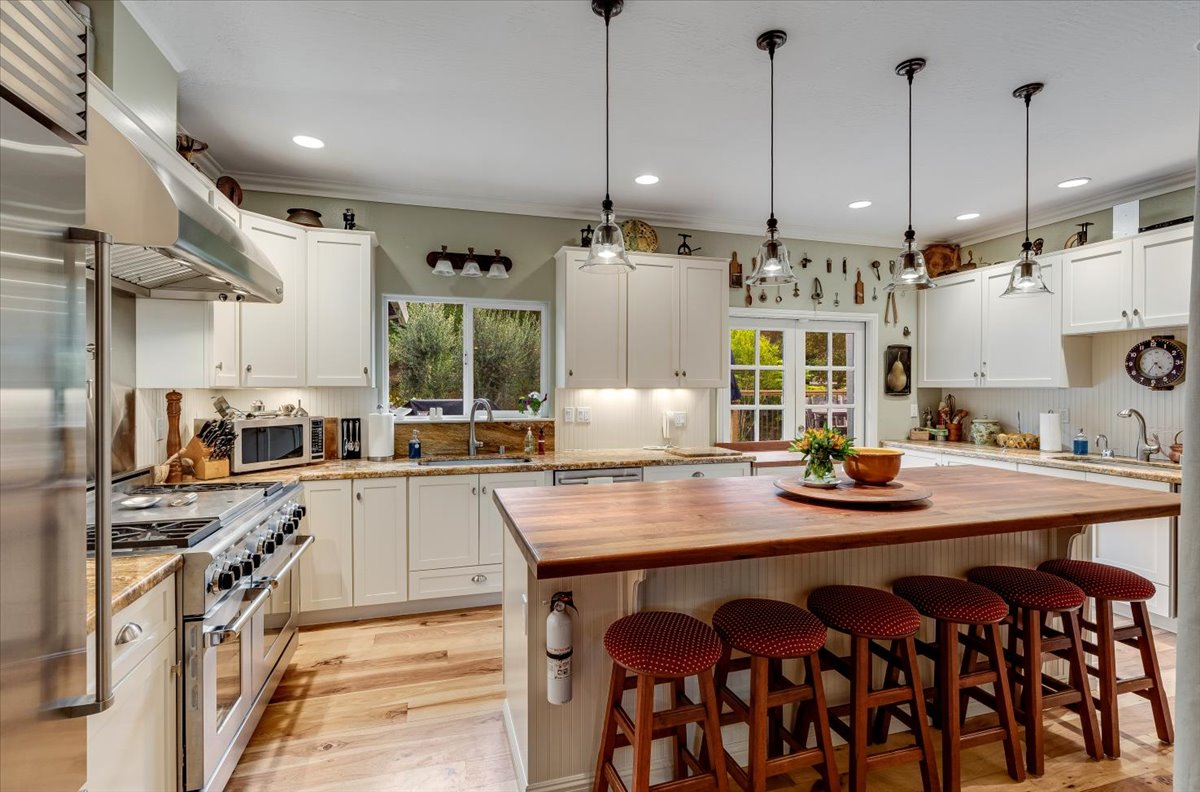 Barrel House Vineyard Estate | Photo 3